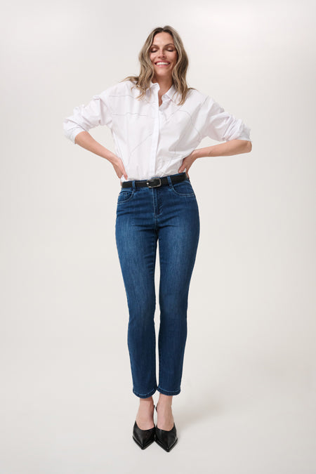 Jeans mit schmalem Bein