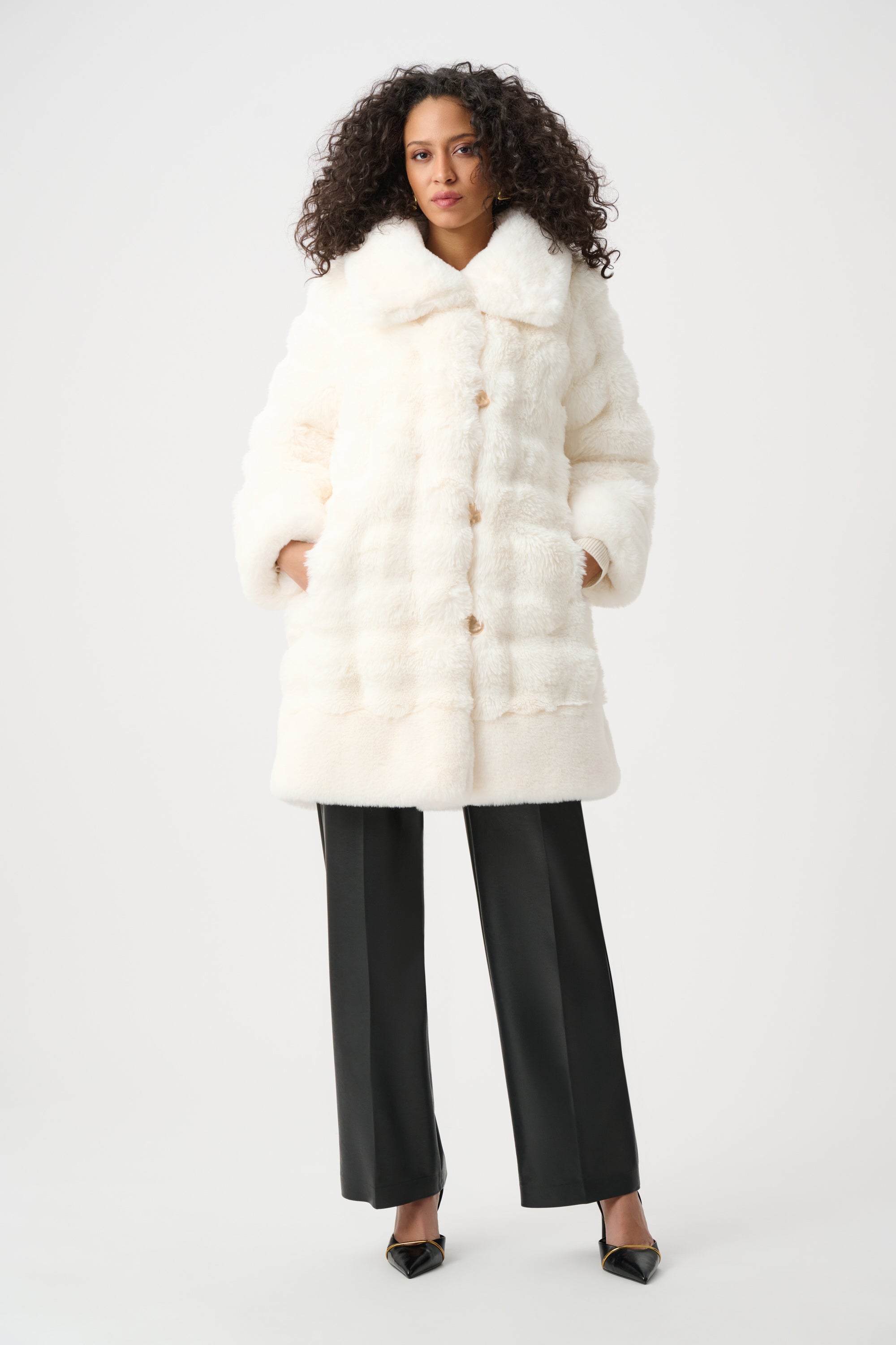 Textured Reversible Faux-Fur Coat Winter white | Joseph Ribkoff