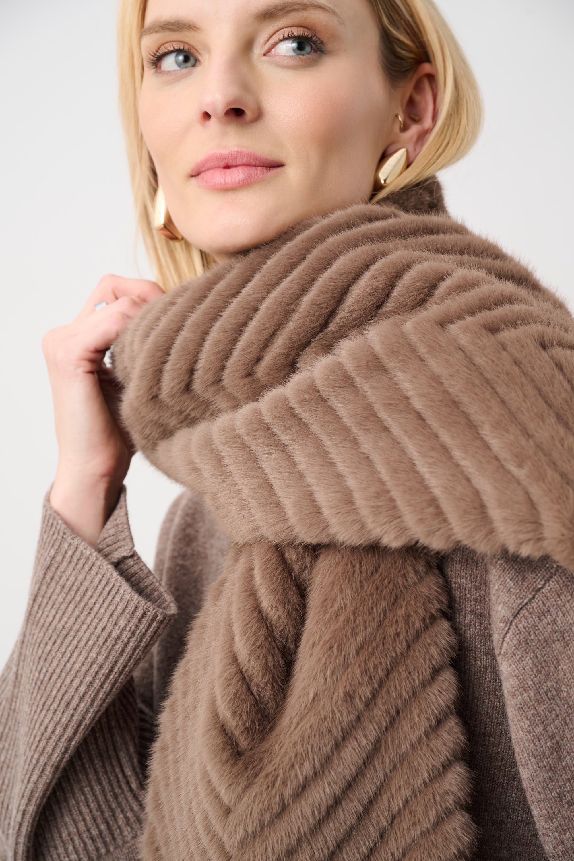 Chevron Faux Fur Scarf Mink | Joseph Ribkoff
